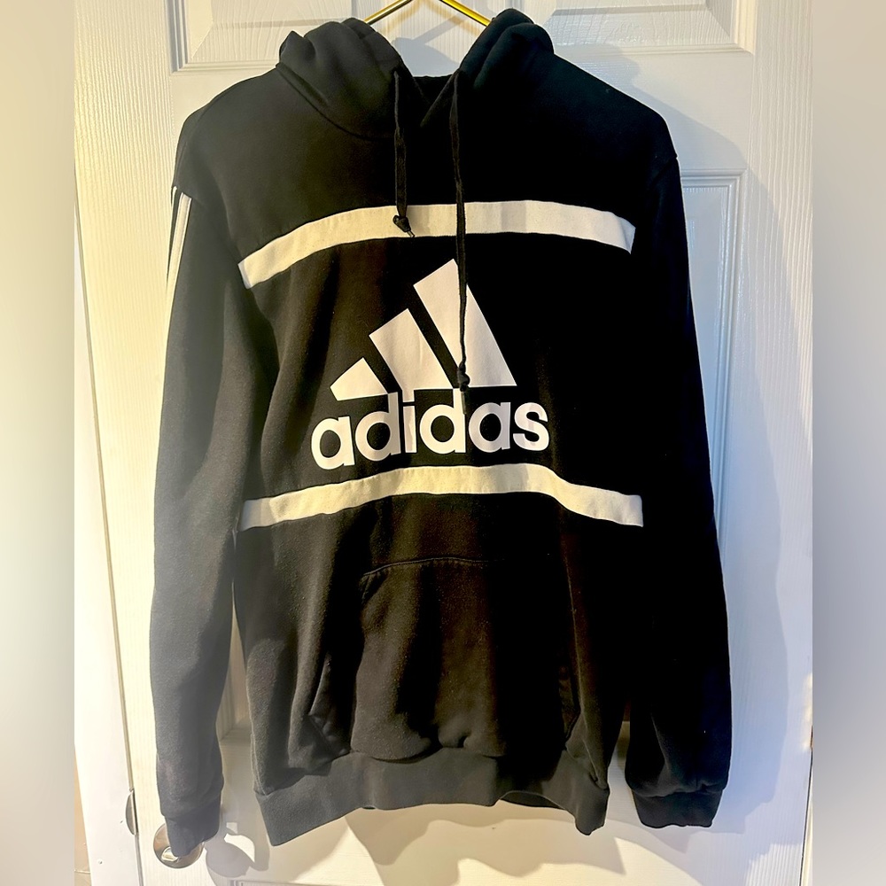 Men’s M Adidas hoodie